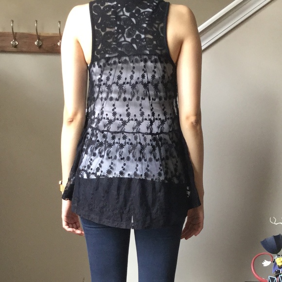 Express Black Lace Sleeveless Tunic - Picture 9 of 9